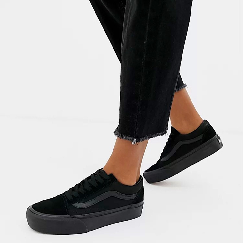 VANS Old Skool Triple Black Platform Sneakers